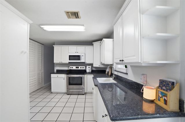 2300 HALL ROAD, Malabar, FL 32950