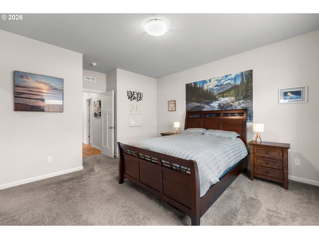 120 Ne 19TH Ave, Canby, OR 97013