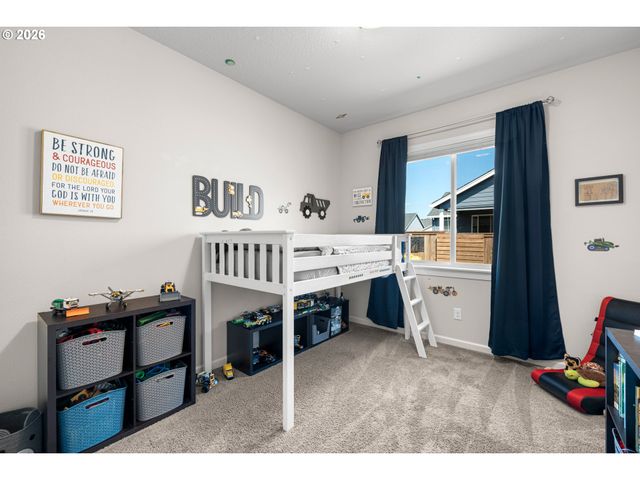 120 Ne 19TH Ave, Canby, OR 97013