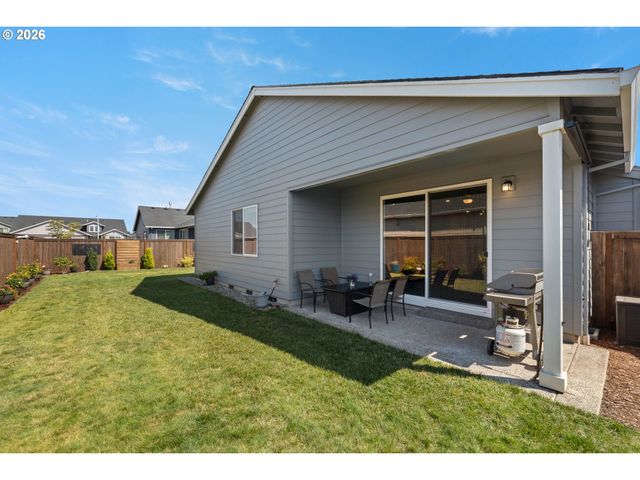 120 Ne 19TH Ave, Canby, OR 97013