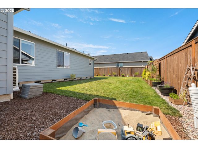 120 Ne 19TH Ave, Canby, OR 97013
