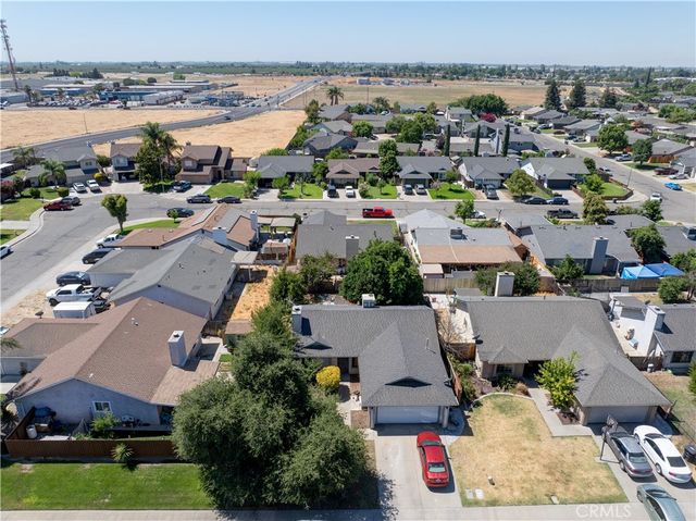 2064 Glenmoor Place, Livingston, CA 95334