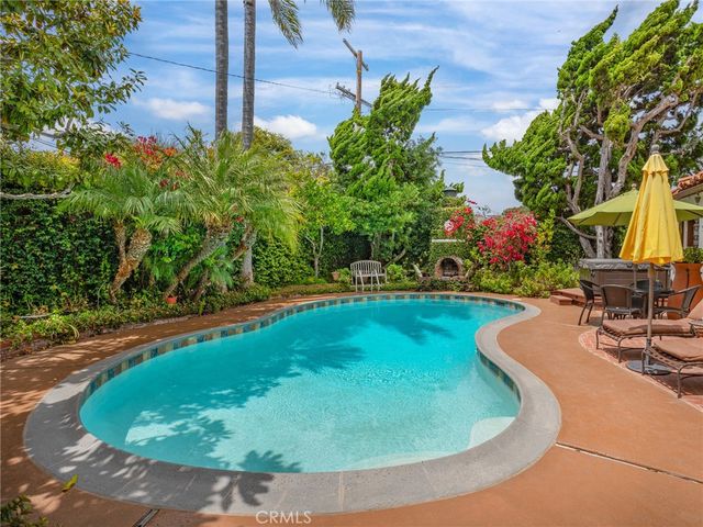 208 Via La Circula, Redondo Beach, CA 90277