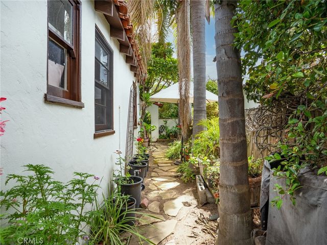 208 Via La Circula, Redondo Beach, CA 90277