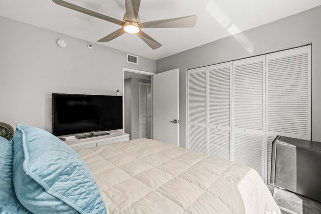 14112 Huntington Pointe Drive 210, Delray Beach, FL 33484