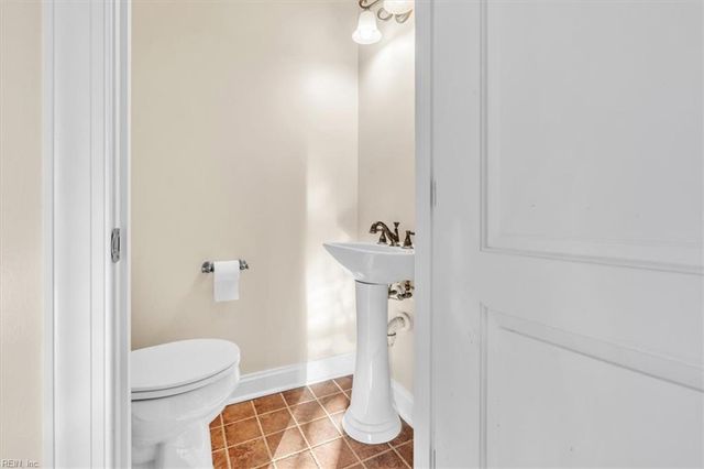 16A Ferguson CV, Newport News, VA 23606