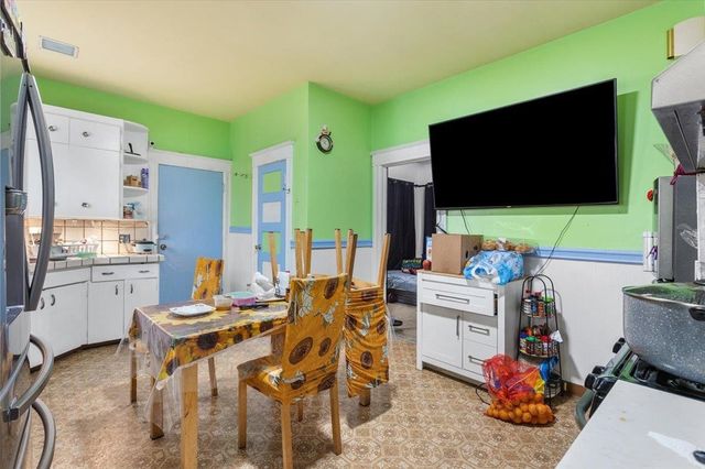 3109 3109 Elmwood, Oakland, CA 94601