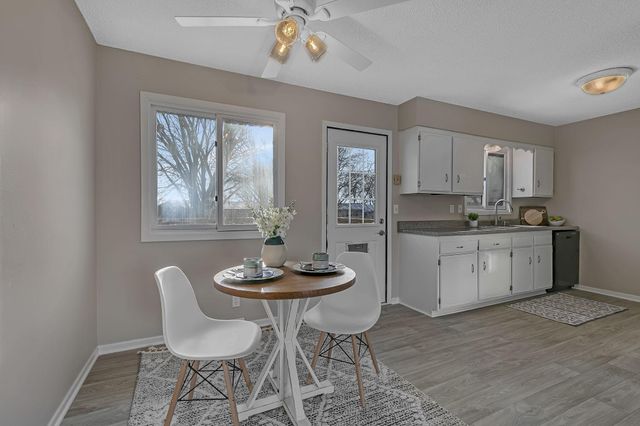 144 Hedman Lane, Monticello, MN 55362