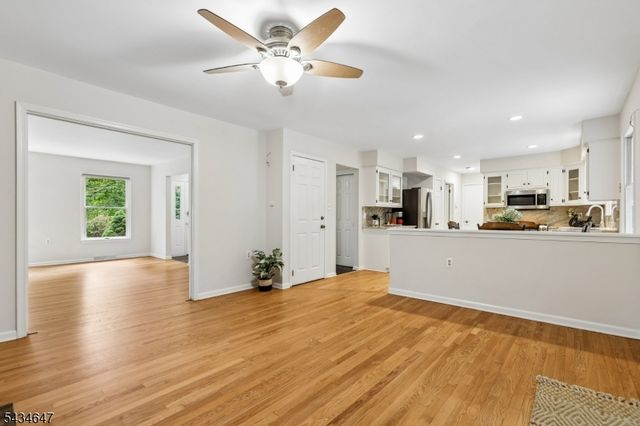 219 E Mountain Rd, Hillsborough Twp., NJ 08844