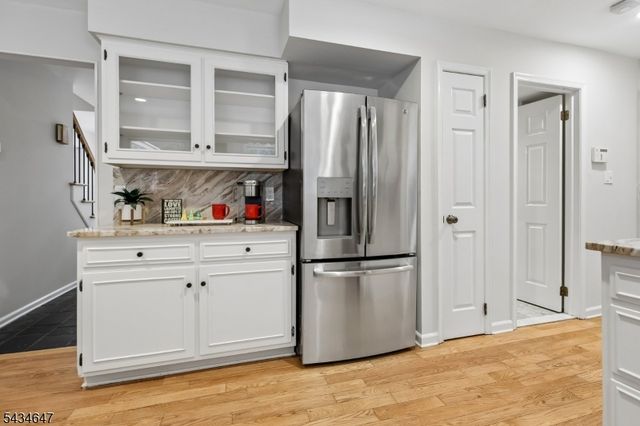 219 E Mountain Rd, Hillsborough Twp., NJ 08844