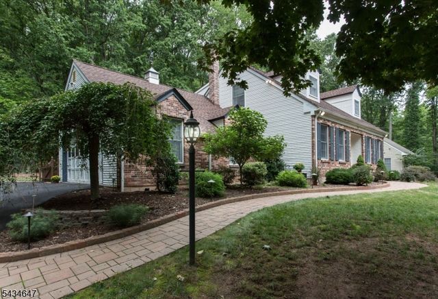 219 E Mountain Rd, Hillsborough Twp., NJ 08844