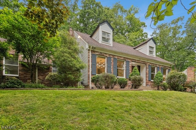 219 E Mountain Rd, Hillsborough Twp., NJ 08844