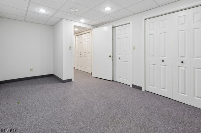 219 E Mountain Rd, Hillsborough Twp., NJ 08844