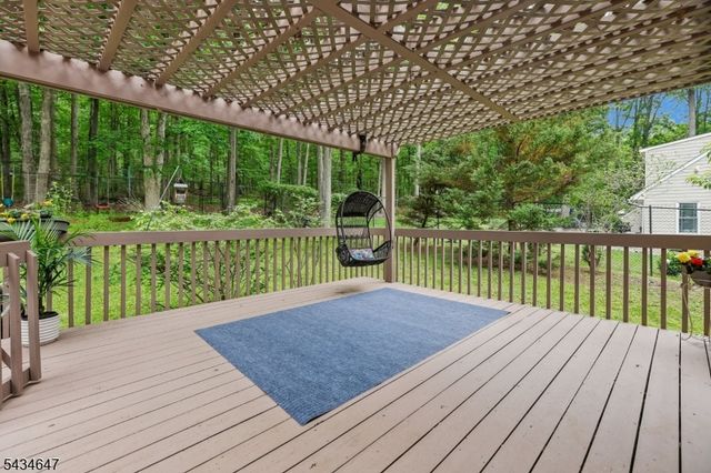 219 E Mountain Rd, Hillsborough Twp., NJ 08844