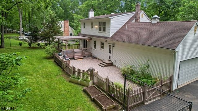 219 E Mountain Rd, Hillsborough Twp., NJ 08844