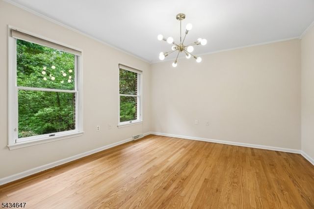 219 E Mountain Rd, Hillsborough Twp., NJ 08844
