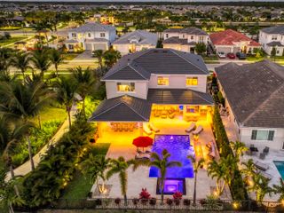 12107 Waterstone Circle, Palm Beach Gardens, FL 33412