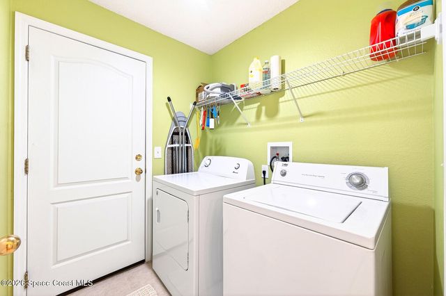 416 Lakeview Road, Poinciana, FL 34759