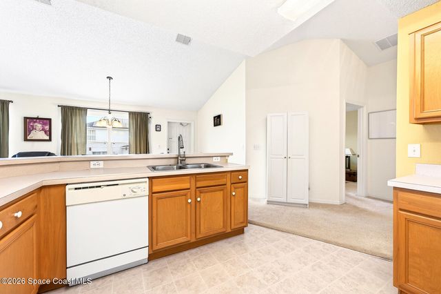 416 Lakeview Road, Poinciana, FL 34759