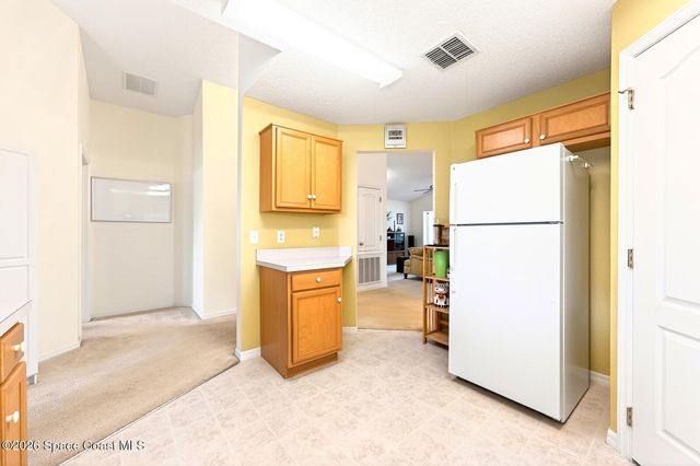 416 Lakeview Road, Poinciana, FL 34759