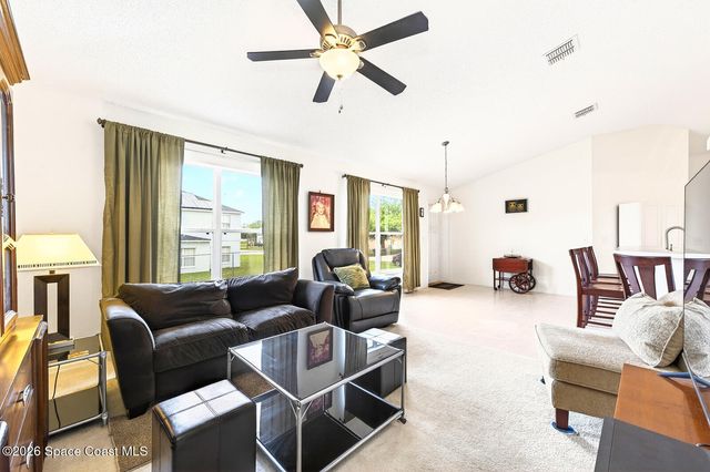 416 Lakeview Road, Poinciana, FL 34759