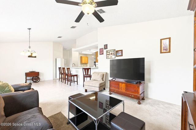 416 Lakeview Road, Poinciana, FL 34759