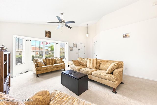 416 Lakeview Road, Poinciana, FL 34759