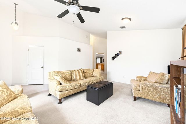 416 Lakeview Road, Poinciana, FL 34759