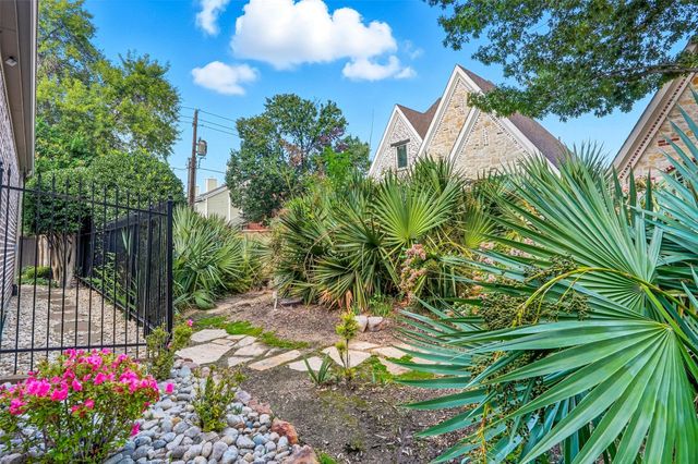 6152 Stapleford Circle, Dallas, TX 75252