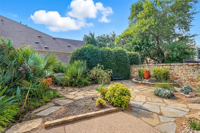 6152 Stapleford Circle, Dallas, TX 75252