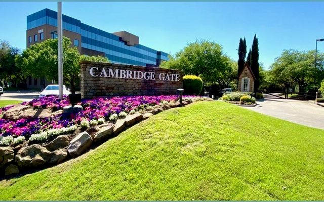 6152 Stapleford Circle, Dallas, TX 75252