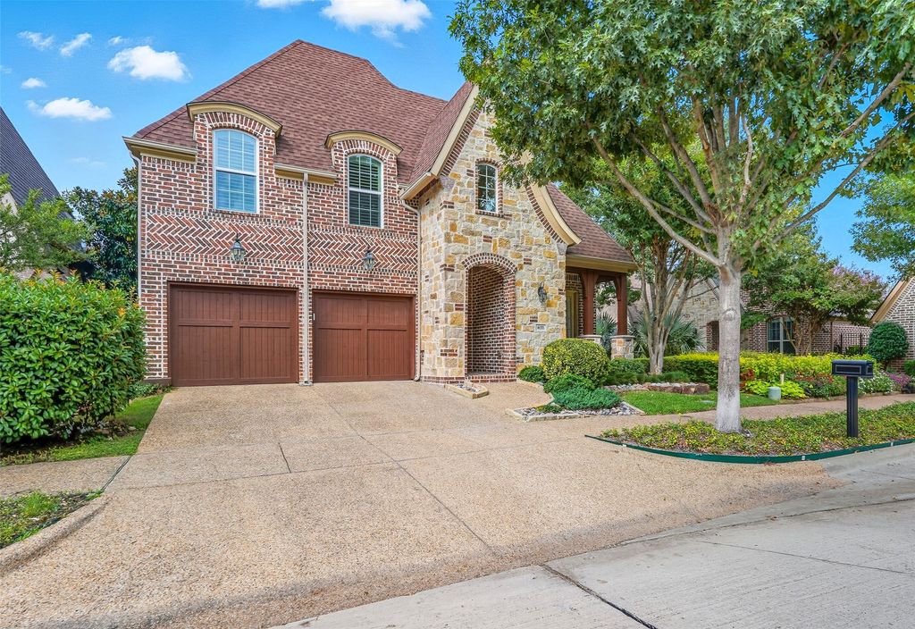 6152 Stapleford Circle, Dallas, TX 75252