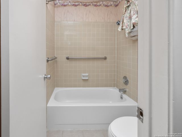 12307 Mapletree, San Antonio, TX 78249
