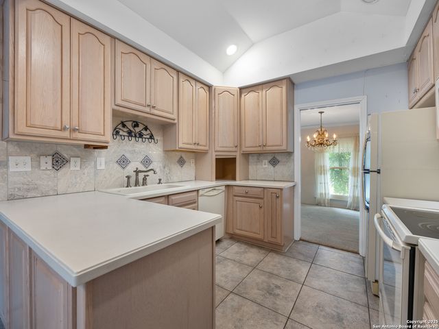 12307 Mapletree, San Antonio, TX 78249