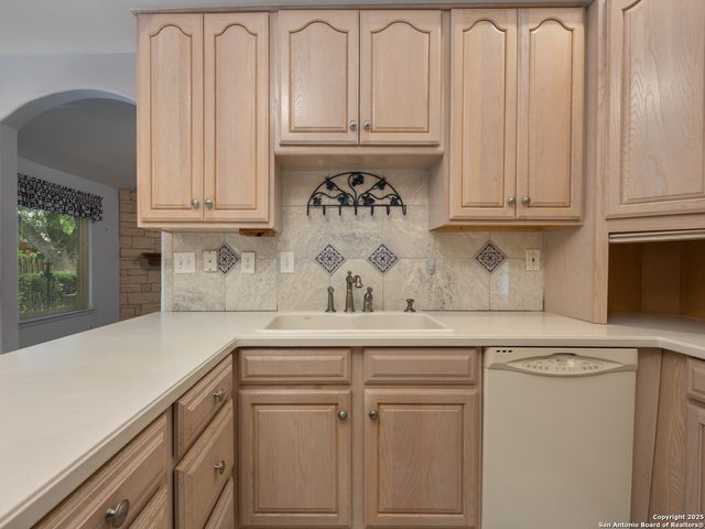 12307 Mapletree, San Antonio, TX 78249