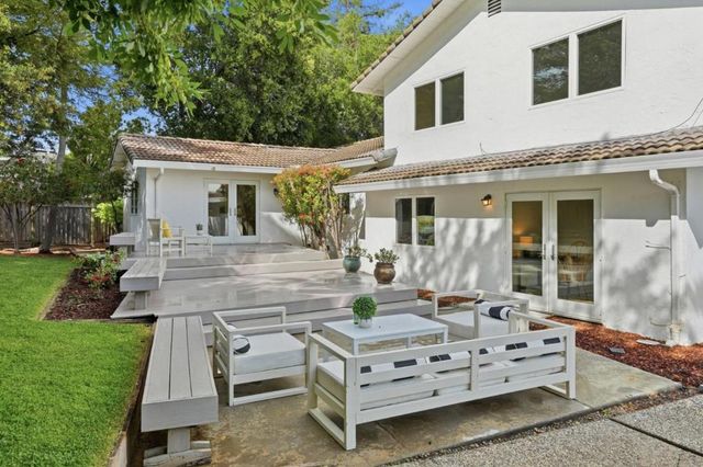 19622 Brockton Lane, Saratoga, CA 95070