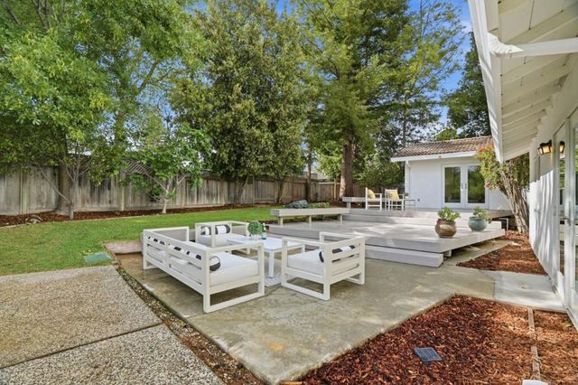 19622 Brockton Lane, Saratoga, CA 95070