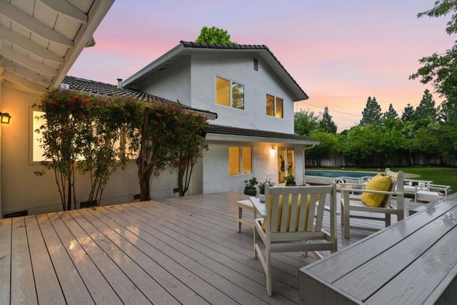 19622 Brockton Lane, Saratoga, CA 95070