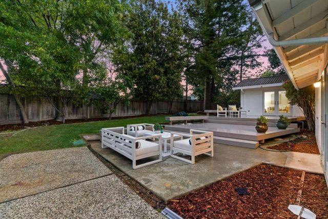 19622 Brockton Lane, Saratoga, CA 95070