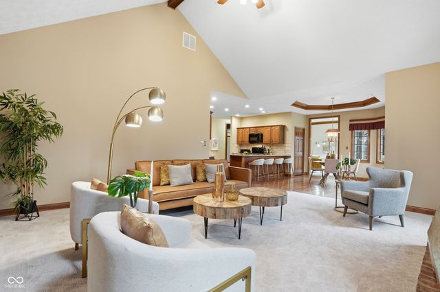 7567 Meadow Violet Court, Avon, IN 46123