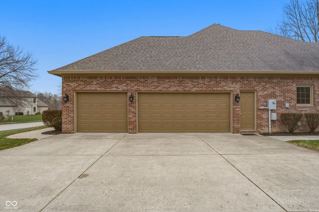 7567 Meadow Violet Court, Avon, IN 46123