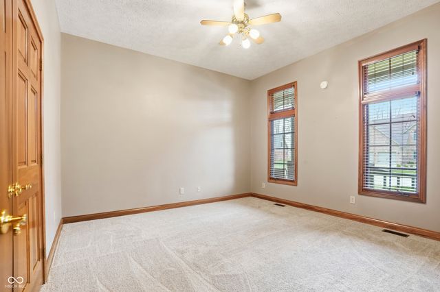 7567 Meadow Violet Court, Avon, IN 46123