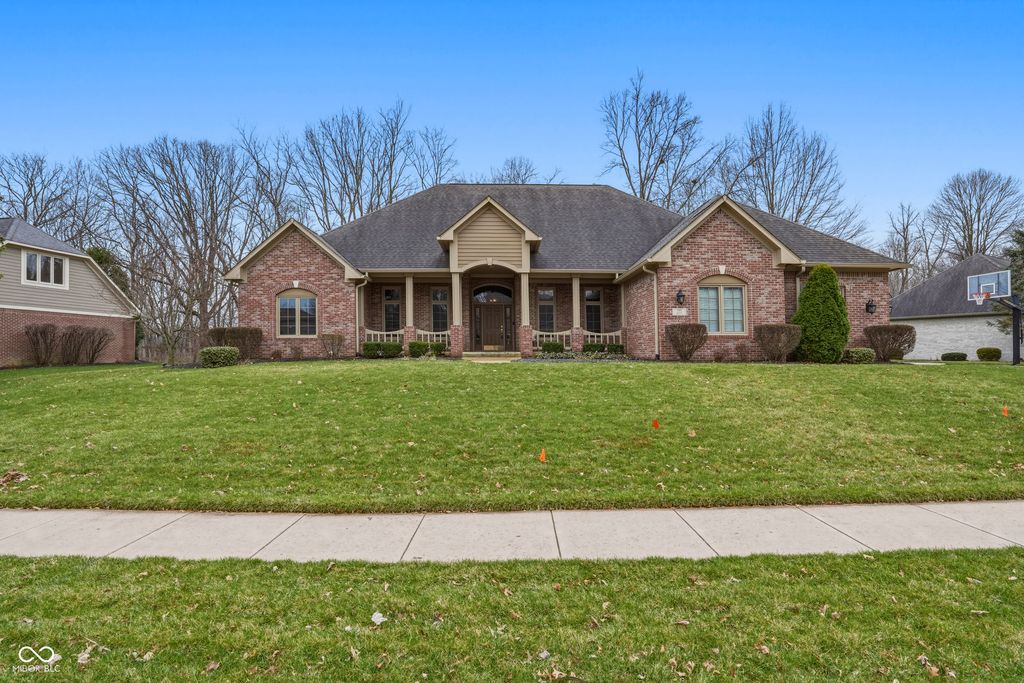7567 Meadow Violet Court, Avon, IN 46123