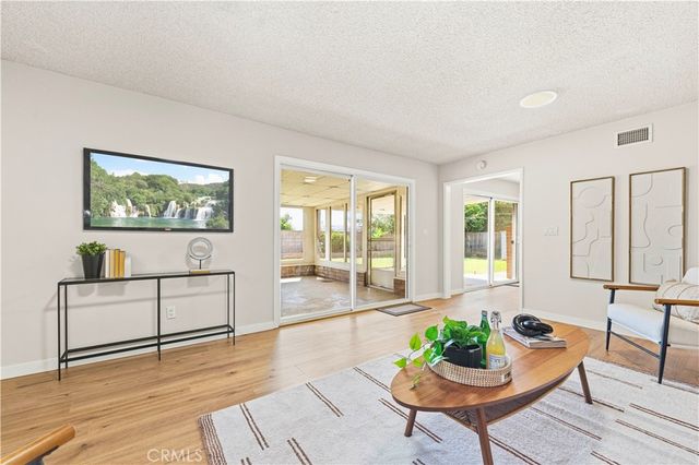 3316 Dalhart, Simi Valley, CA 93063