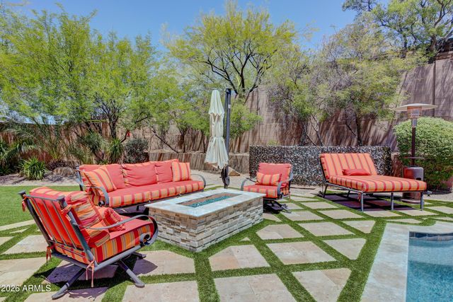 38809 N COURAGE Court, Anthem, AZ 85086