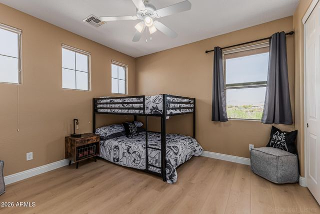 38809 N COURAGE Court, Anthem, AZ 85086