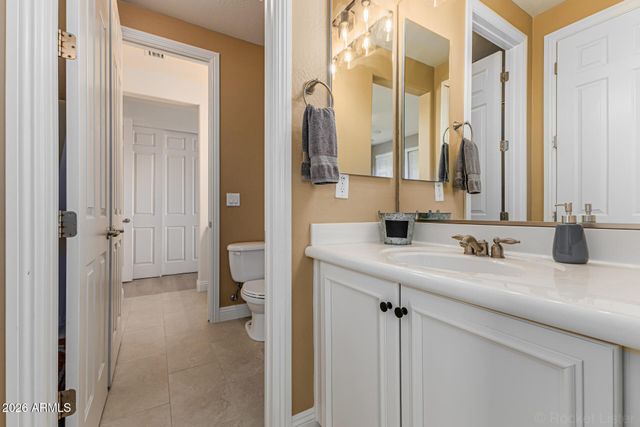 38809 N COURAGE Court, Anthem, AZ 85086