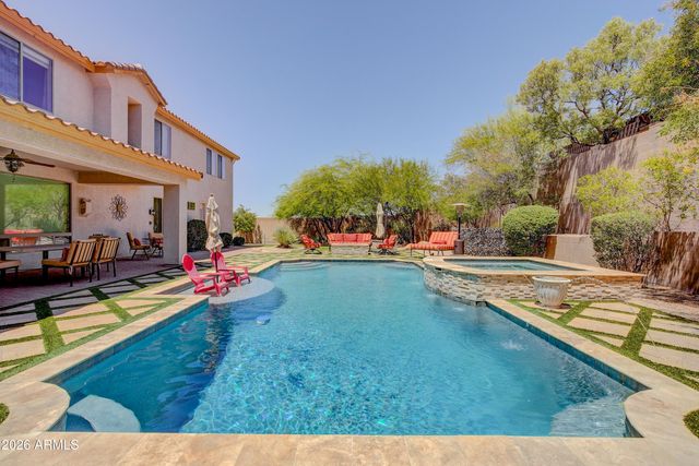 38809 N COURAGE Court, Anthem, AZ 85086