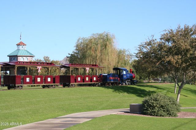 38809 N COURAGE Court, Anthem, AZ 85086