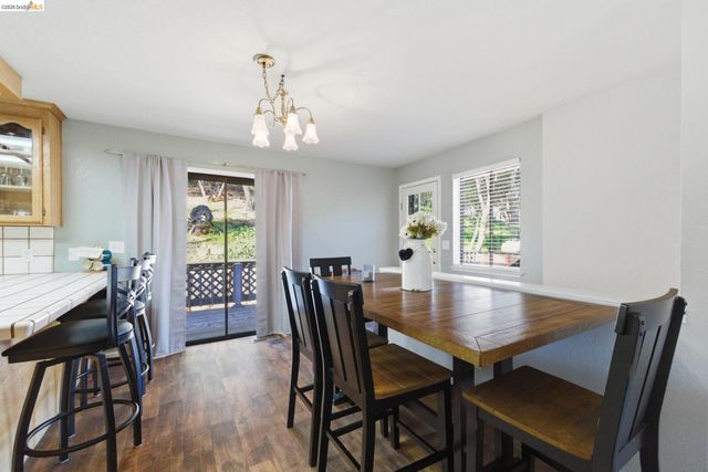 12796 Cresthaven Dr, Groveland, CA 95321